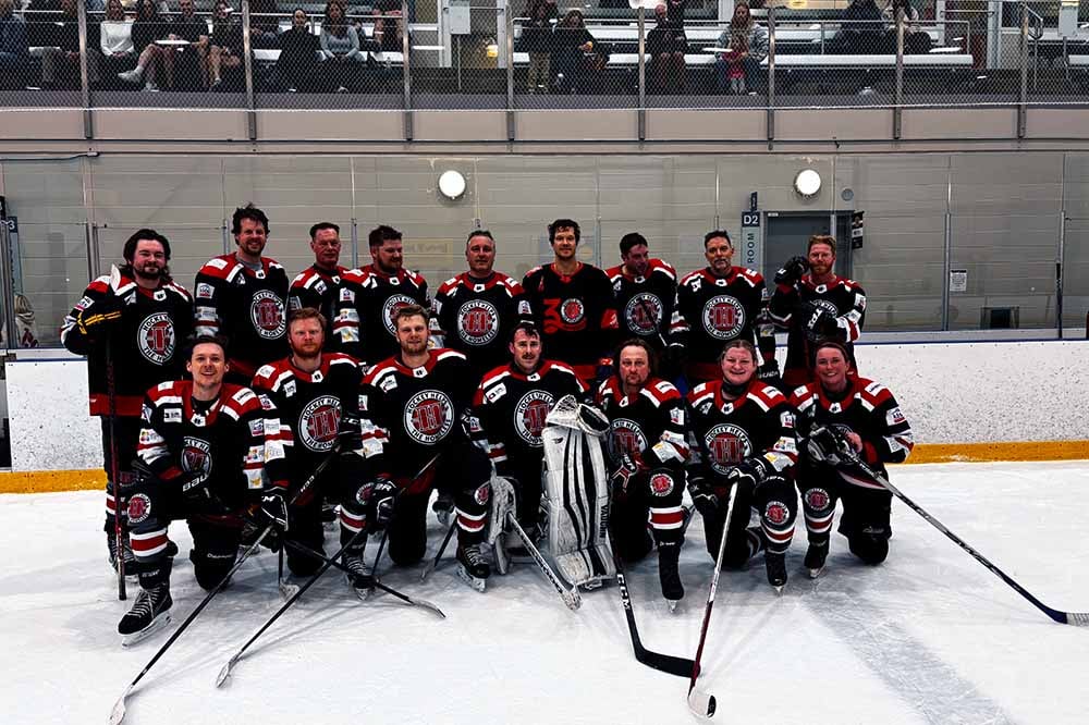 Hockey Helps the Homeless